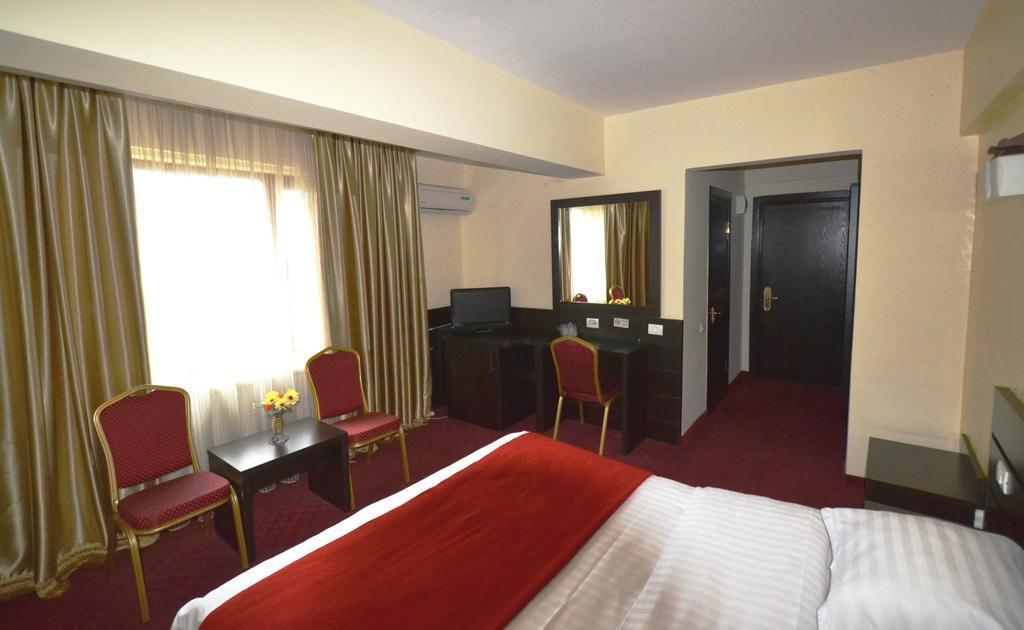 Hotel Ancor Bukarest Zimmer foto